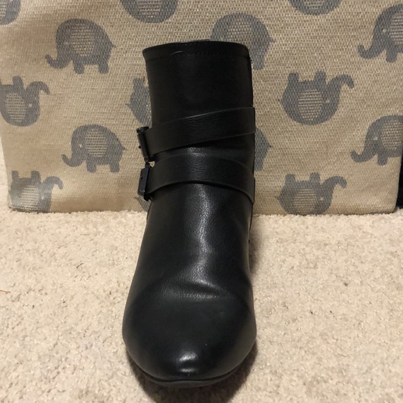 Small heeled boot - Picture 2 of 4